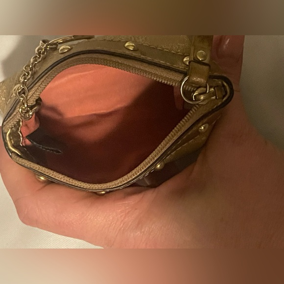 Coach Coin Purse with Keyring - Picture 5 of 8